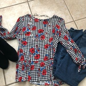 One Clothing 3/4 length plaid peplum top